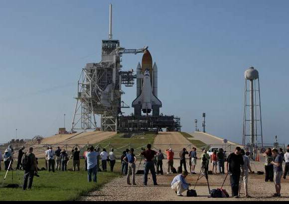 AP - La Nasa informó que la multitud fue la mayor en varios años en presenciar un despegue.