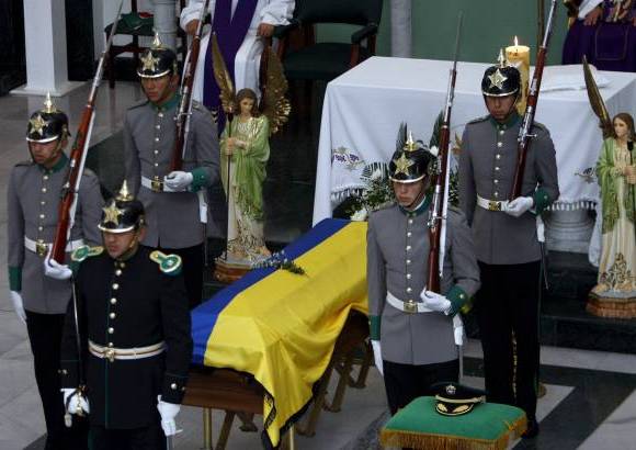 Colprensa - A la ceremonia religiosa, realizada en Bogotá, asistió toda la cúpula militar.