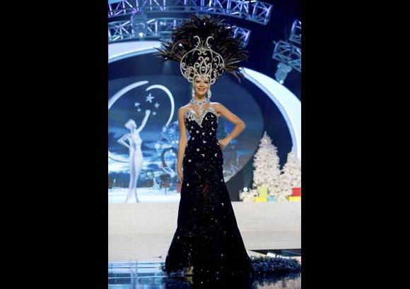 Reuters - Miss Paraguay, Egni Eckert