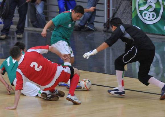Cortes&#237;a - En el juego de cierre en Bello, se enfrentaron Rep&#250;blica Checa y M&#233;xico. Los checos son los l&#237;deres del Grupo D que se disputa en Antioquia al ganar 4-0.