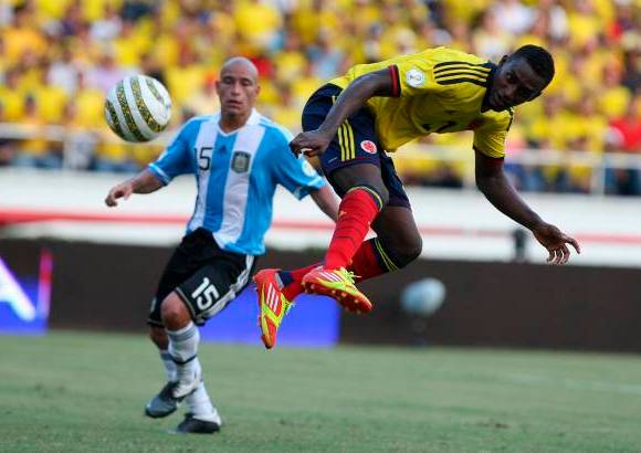 Juan Antonio Sánchez - Colombia, que se había ido en ventaja en el minuto 44 a través de Dorlan Pabón, dejó escapar con esta derrota un total de cinco puntos en condición de local, luego del empate por 1-1 frente a Venezuela de la tercera jornada.