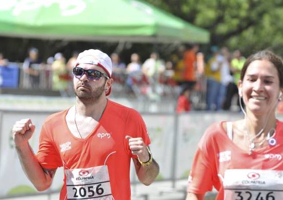 Esteban Jaramillo y Sebasti&#225;n Salazar - M&#225;s de 10 mil competidores se dieron cita en esta hist&#243;rica cita deportiva que se corr&#237;a en las modalidades de 5, 10, 21 y 42 kil&#243;metros.