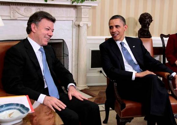 AP - Obama asegur&#243; que Colombia est&#225; comprometida en defender los derechos de los trabajadores y de los sindicales, lo cual es uno de los principales requisitos para que el Gobierno estadounidense decida iniciar el proceso de radicaci&#243;n del TLC.