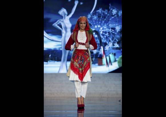 AP - Miss Albania, Adrola Dushi.