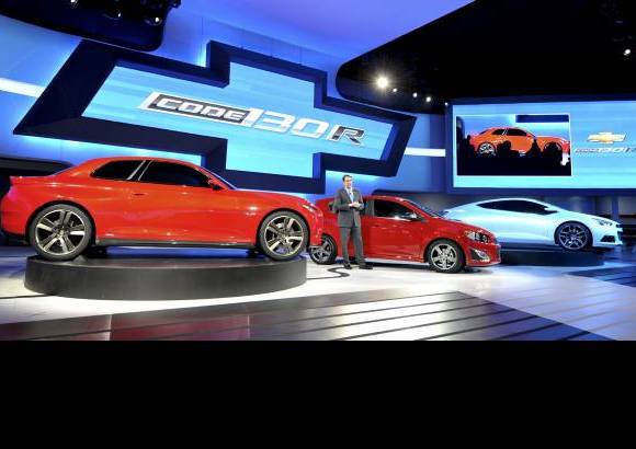 Reuters - El Sal&#243;n Internacional del Autom&#243;vil de Detroit abri&#243; sus puertas para mostrar hasta 40 novedades de los grandes fabricantes mundiales del motor.