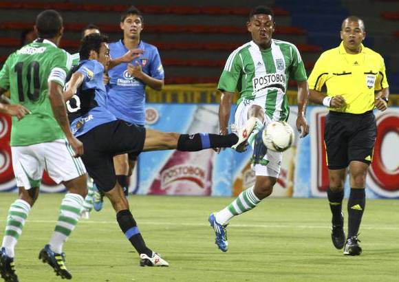 Edwin Bustamante - La camiseta tendr&#225; las tradicionales rayas verdes y blancas en la parte frontal. En la parte trasera ser&#225; verde.