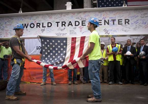 Reuters - As&#237;, el rascacielos dise&#241;ado por el arquitecto Fumihiko Maki y que cuando se inaugure oficialmente a finales del a&#241;o que viene contar&#225; con un total de 72 pisos, se convierte en el primero en ser completado del nuevo World Trade Center, un complejo que estar&#225; compuesto por cuatro torres.