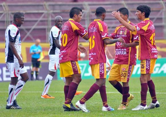 Colprensa - Un duelo de tribus en medio del desierto era necesario para que los Pijaos retomaran el camino, volvieran a ganar y celebraran dos goles para el primer triunfo de la Liga Postobón II.