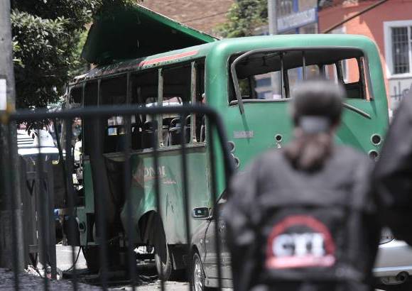 Foto Christian Castillo- Colprensa - El presidente Juan Manuel Santos asegur&#243; que los hechos terroristas de la 74 con Caracas, este martes al medio d&#237;a, se debieron a un atentado contra el exministro del Interior y de Justicia, Fernando Londo&#241;o Hoyos.