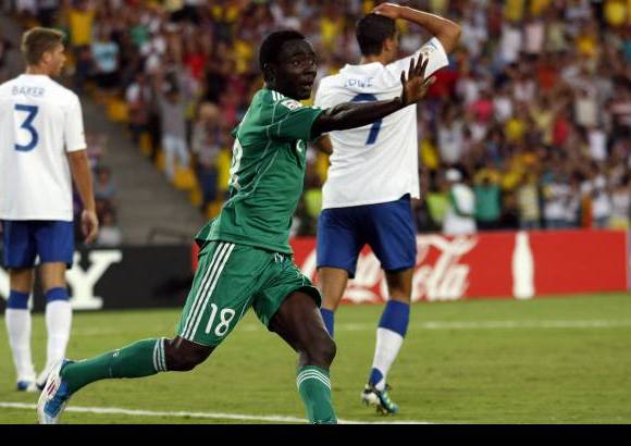 Colprensa - En el mejor momento de Nigeria, Benjamin Gordon tuvo un mano a mano con Jack Butland, pulso que gan&#243; el portero. Como respuesta, al minuto 52, Egbedi puso a ganar a Nigeria y acab&#243; con el invicto de Butland, quien no hab&#237;a recibidos goles.
