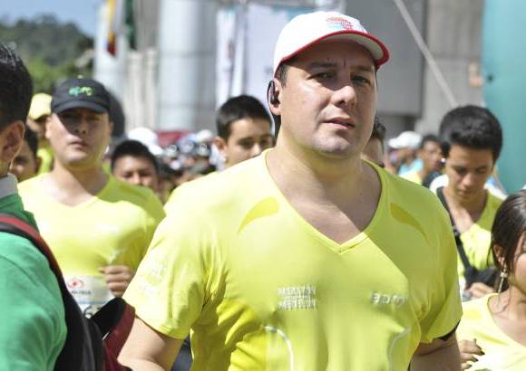 Esteban Jaramillo y Sebastián Salazar - Más de 10 mil competidores se dieron cita en esta histórica cita deportiva que se corría en las modalidades de 5, 10, 21 y 42 kilómetros