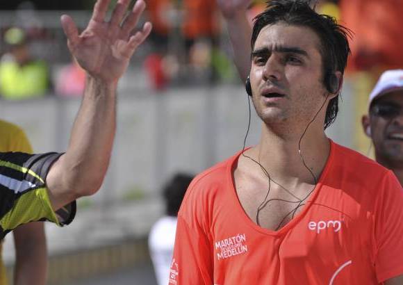 Esteban Jaramillo y Sebasti&#225;n Salazar - M&#225;s de 10 mil competidores se dieron cita en esta hist&#243;rica cita deportiva que se corr&#237;a en las modalidades de 5, 10, 21 y 42 kil&#243;metros.
