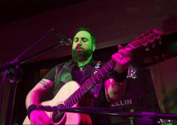 Fotos Edwin Bustamante Restrepo - Monte Pittman, el guitarrista de Madonna, se present&#243; en la noche del martes 27 de noviembre en Hard Rock Medell&#237;n. As&#237; estuvo la velada en im&#225;genes.