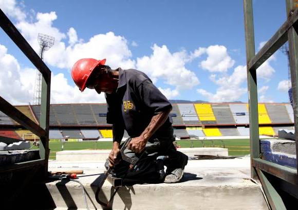 Manuel Saldarriaga - Las obras en el estadio Atanasio Girardot de Medell&#237;n para albergar algunos compromisos del Mundial Sub20 avanzan a paso acelerado, no solo por la cita mundialista sino porque Nacional aspira poder contar con el escenario para el juego ante el Cali por los cuartos de final de la Liga Postob&#243;n I.