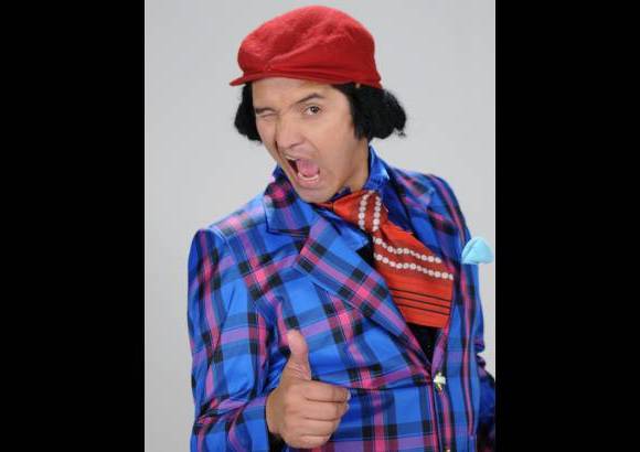 Cortes&#237;a Canal Caracol - S&#225;bados felices (canal Caracol, 8:45 p.m.) En el jurado calificador de S&#225;bados felices estar&#225; el cantante Kevin Rold&#225;n y el vocalista de la agrupaci&#243;n musical Wamba, Camilo Salazar.