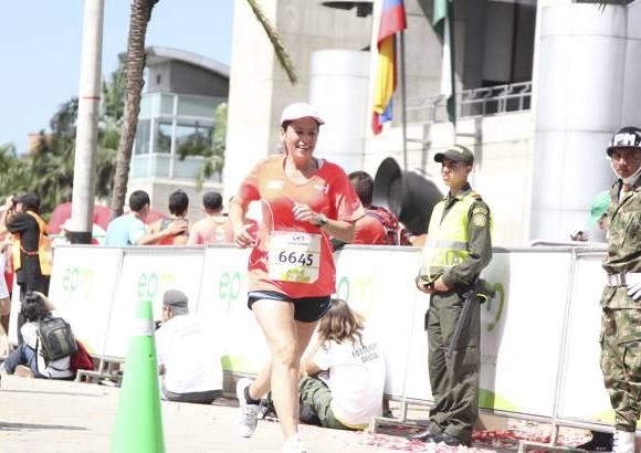 Esteban Jaramillo y Sebastián Salazar - Más de 10 mil competidores se dieron cita en esta histórica cita deportiva que se corría en las modalidades de 5, 10, 21 y 42 kilómetros.