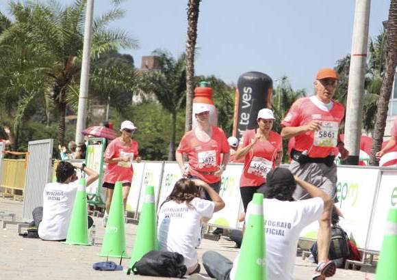 Esteban Jaramillo y Sebastián Salazar - Más de 10 mil competidores se dieron cita en esta histórica cita deportiva que se corría en las modalidades de 5, 10, 21 y 42 kilómetros.