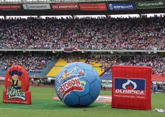 Colprensa - La fiesta fue total en Barranquilla, donde se adelant&#243; el carnaval gracias al t&#237;tulo del Junior.