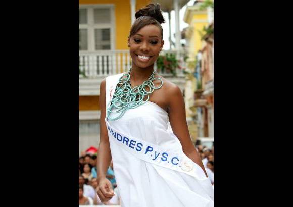 Colprensa - Cindy Lane May Escalona, se&#241;orita San Andr&#233;s P. y S.C., aspirante al t&#237;tulo de Se&#241;orita Colombia 2011-2012, tiene una figura arm&#243;nica y estilizada.