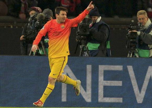 REUTERS - El gol de Messi en el minuto 38 desatasc&#243; a un Barcelona que en el primer tiempo se vio incapaz de controlar el partido.