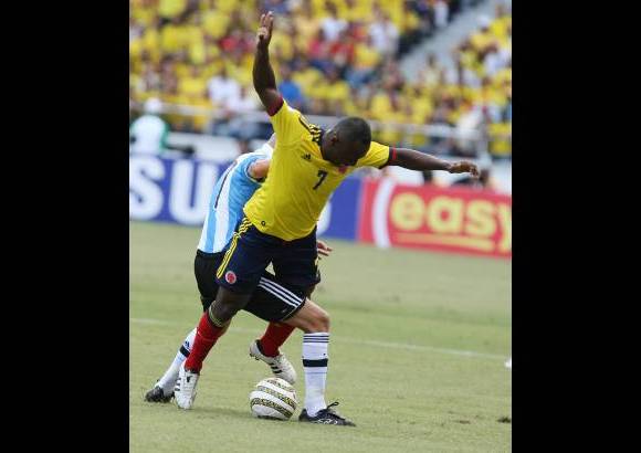 Juan Antonio Sánchez - La Selección perdió 1-2 con Argentina por no saber administrar el partido y equivocaciones fatales en la defensa.