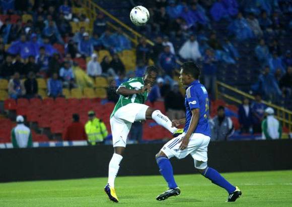 Colprensa - Millonarios hizo respetar su cancha y derrot&#243; por 3-1 al Cali en el estadio El Camp&#237;n.