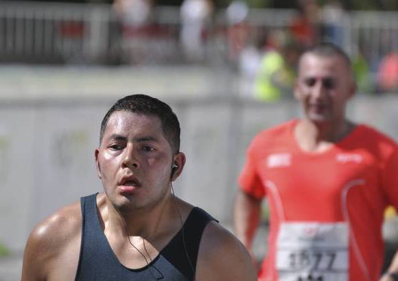 Esteban Jaramillo y Sebasti&#225;n Salazar - M&#225;s de 10 mil competidores se dieron cita en esta hist&#243;rica cita deportiva que se corr&#237;a en las modalidades de 5, 10, 21 y 42 kil&#243;metros.