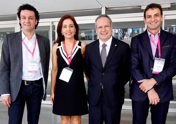 Fotos Julio C&#233;sar Herrera - Mauricio P&#233;rez, Ana Patricia Giraldo, Alberto Lopera y Cipriano L&#243;pez.
