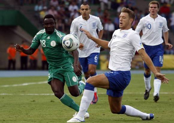 Colprensa - Al final, Inglaterra se hundi&#243; en su ineficacia en las vallas rivales, Egbedi alcanz&#243; tres goles en el torneo y Nigeria asegur&#243; un lugar dentro de los ocho mejores del Mundial sub-20.