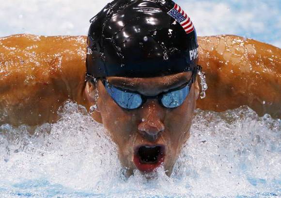 Reuters - En los Mundiales de corta de Turquía, Lochte se hizo con ocho medallas: seis de oro, en los tres relevos, los 200 libre y los 100 y 200 estilos; una de plata en los 200 espalda y una de bronce en los 100 mariposa.