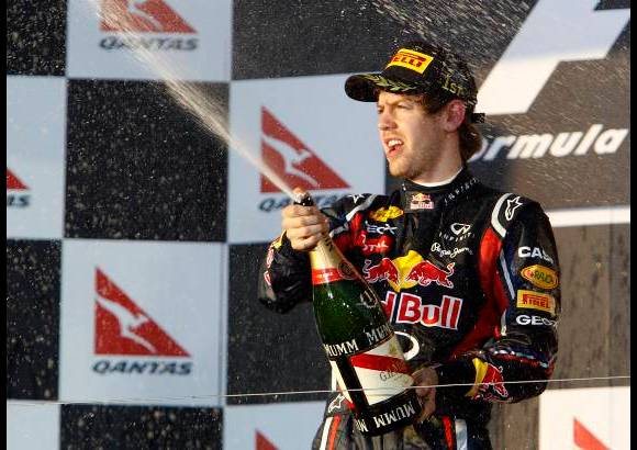 AP - El alem&#225;n Sebastian Vettel (Red Bull) se impuso en el Gran Premio de Australia, primera carrera del campeonato del mundo de F&#243;rmula Uno.