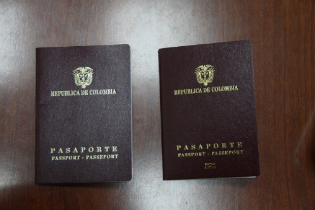 El librillo del pasaporte colombiano. FOTO:COLPRENSA 