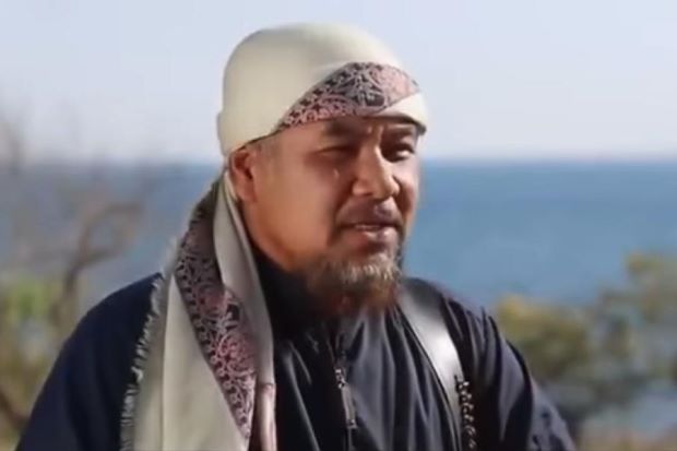 Este es el hombre que amenazó, en video, a cinco naciones. FOTO Captura de video.