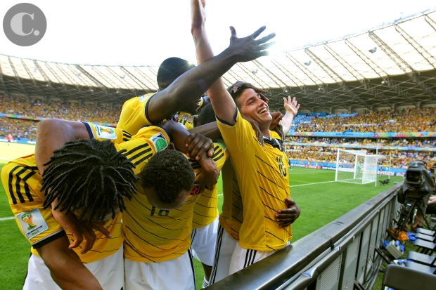 Juan Antonio S&#225;nchez, enviado especial a Brasil - Colombia derrot&#243; 3 - 0 a Grecia en la que se considera la mejor actuaci&#243;n de la Selecci&#243;n Nacional en un Mundial.