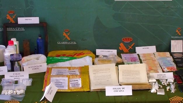 Esta operación también ha permitido el descubrimiento de un laboratorio de extracción y adulteración de cocaína.