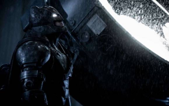 Affleck aclaró que continúa “sumamente comprometido” con el proyecto.