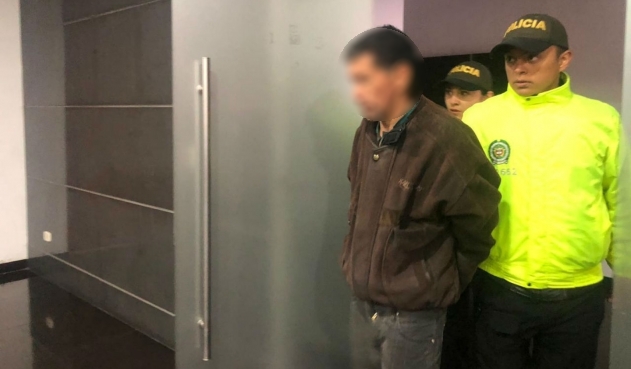 Un juez penal de Bogotá envió a la cárcel a alias “el Pulpo”, un sujeto señalado de acosar sexualmente a varias usuarias de TransMilenio.