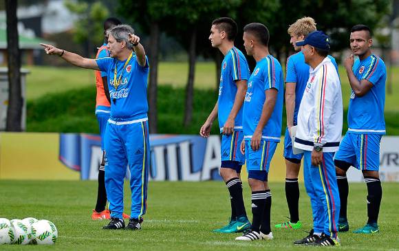 El técnico Carlos Restrepo goza de amplia experiencia en este tipo de torneos. Esta vez quedó en un grupo fuerte, incluidos Brasil y el anfitrión, pero tiene fe de hacer buen papel. FOTO Cortesía FcF