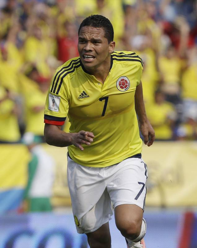 El minuto 14 el jugador colombiano Carlos Bacca marcó el gol que abrió el marcador del partido. FOTO AFP 