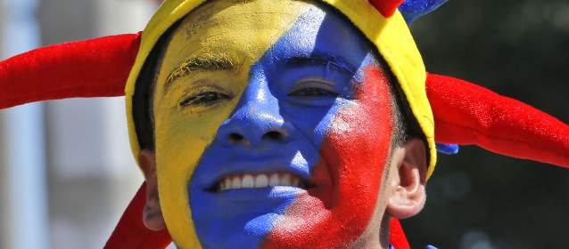 Hinchas colombianos apoyan con fuerza a la selección en Brasil