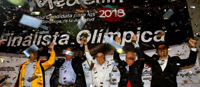 Medellín, finalista y con buena oportunidad | En Plaza Mayor y con alborozo fue recibida la entrada de Medellín a la lista de finalistas de los Olímpicos-2018. FOTO DONALDO ZULUAGA