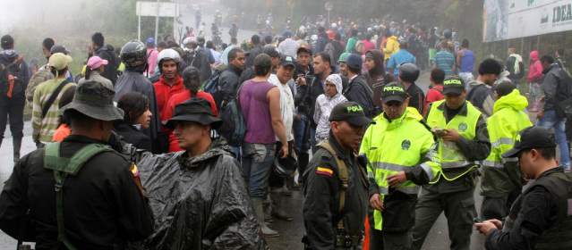 Mineros y Fuerza Pública se enfrentan en Buriticá tras desalojo | Foto Cortesía