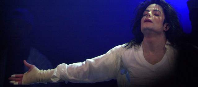 Regalías de Michael Jackson, suficientes para pagar deudas y mantener a su familia