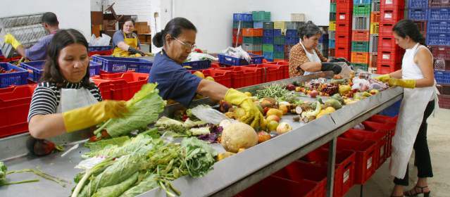 Comercio aporta $372 mil millones a planes sociales | Los bancos de alimentos son una de las expresiones de la responsabilidad social empresarial en varias comunidades. FOTO ARCHIVO