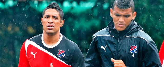 Al DIM le quedan 2 refuerzos por medir | Hernán Pertuz y Rafael Pérez, ambos costeños, aguardan el visto bueno del técnico Hernán Bolillo Gómez para estrenarse este año con el Medellín en la Liga. FOTO JUAN ANTONIO SÁNCHEZ