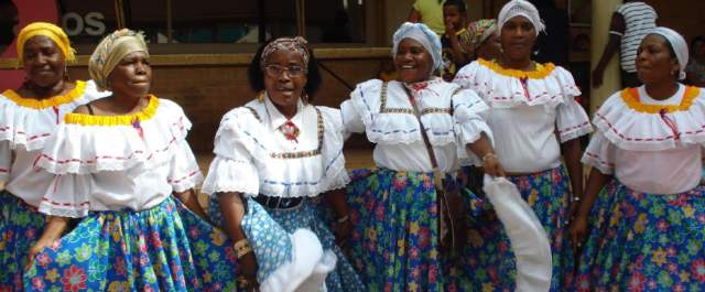 Mujeres cantoras de Kambirí