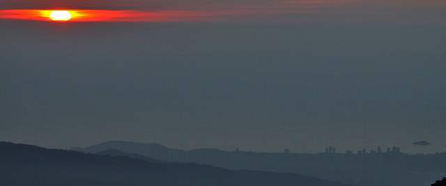 Hoy es el equinoccio de otoño y el Sol "baja" al sur | El día en Medellín dura hoy 12 horas 6 minutos 38 segundos y cada día durará unos segundos menos. FOTO HENRY AGUDELO