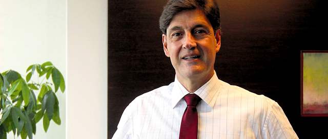 Serfinco aún no descarta un socio estratégico | José Manuel Vélez, presidente de Serfinco. FOTO MANUELA PALACIO.