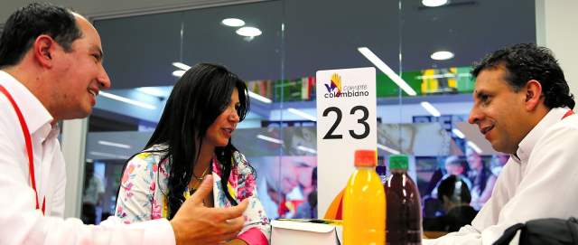 "La meta es impactar a 10 mil emprendedores" | Las exigencias de presentación también se pactan en las ruedas de negocio. FOTO CORTESÍA
