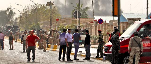 Irak: terrorismo pone en jaque la seguridad oficial | Los ataques se produjeron en una de las zonas donde están ubicadas la mayoría de las embajadas occidentales. FOTO REUTERS